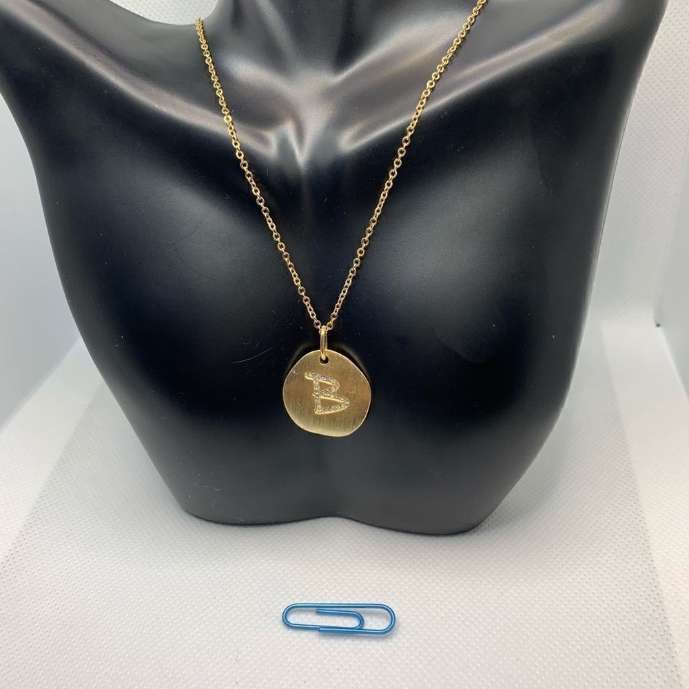 Gold Initial B Necklace‎